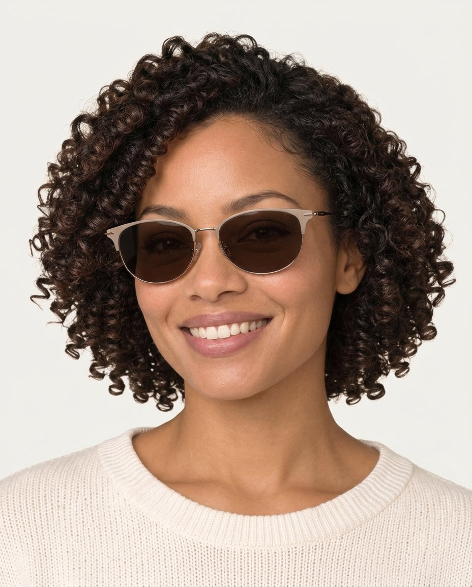 Model wearing Dormann Sun Kingston eyebrow round sunglasses in Taupe/Gold